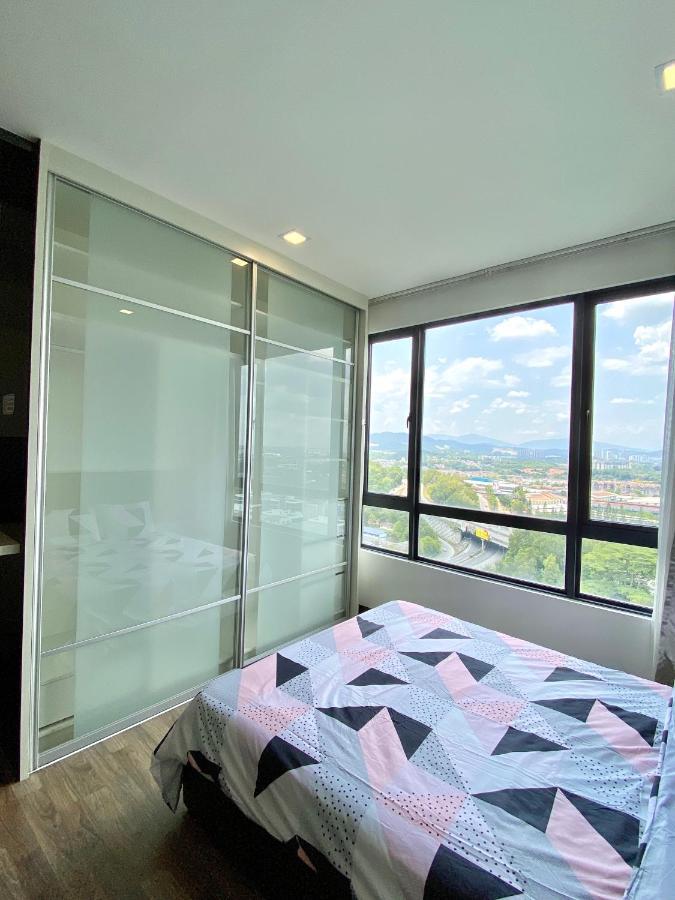 Landmark Residence 2, Studio For 2 Pax, High Floor, Nice View, Free Parking, Budget Stay Kajang Bagian luar foto